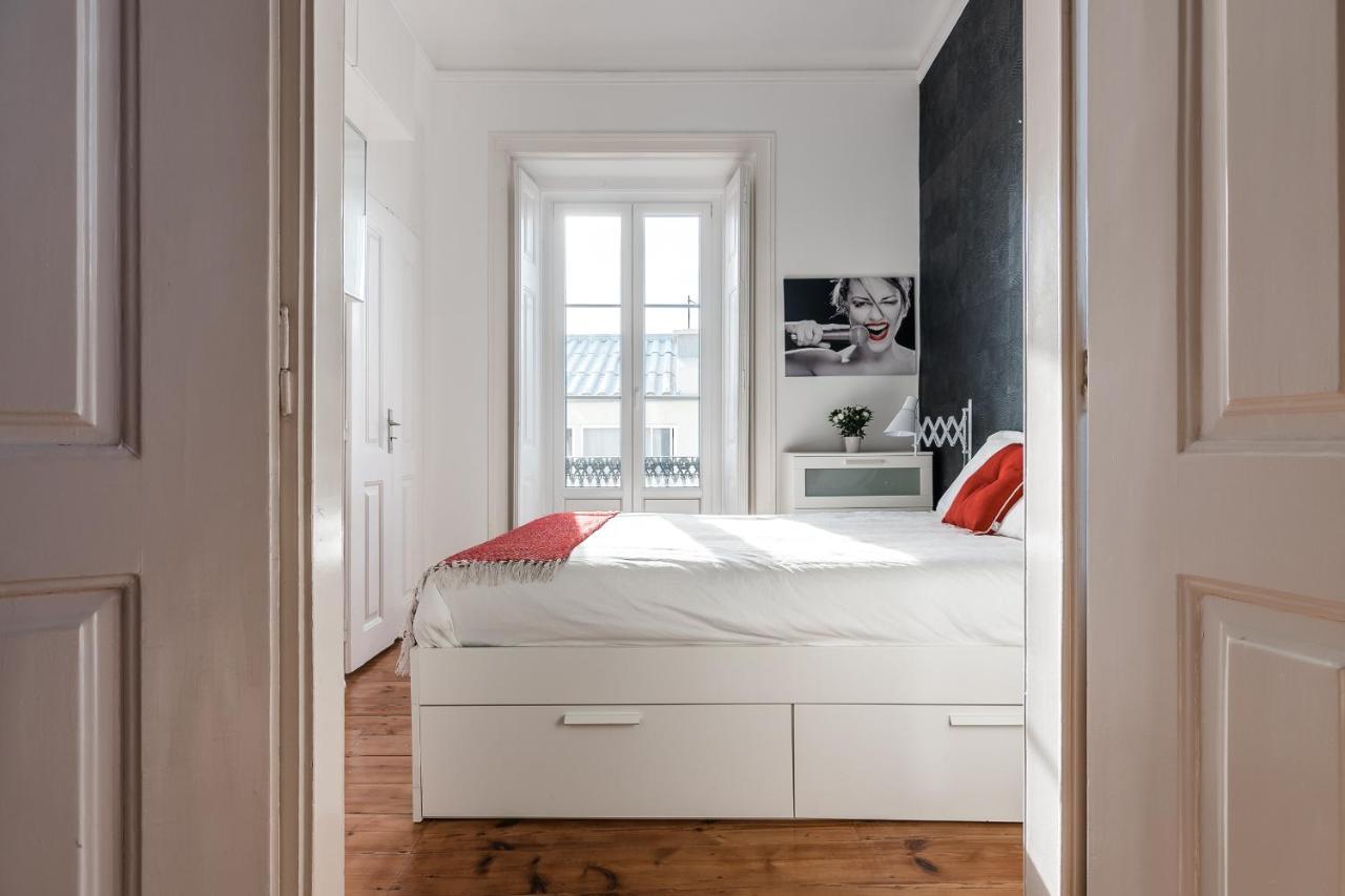 Elegant 3 Bedroom Flat With View In Principe Real 리스본 외부 사진